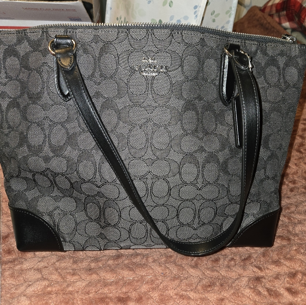 Coach Signature Black and Gray Shoulder Bag